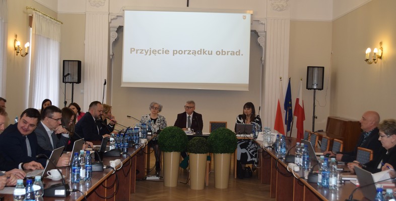 17 marca 2025 r. - XIII sesja Rady Powiatu w Wieluniu