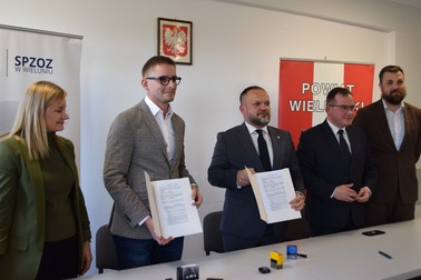 Podpisanie umowy na przebudowę oddziałów w SP ZOZ w Wieluniu