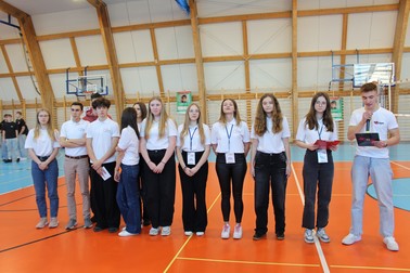  W ZS1 Charytatywny Turniej Piłki Siatkowej